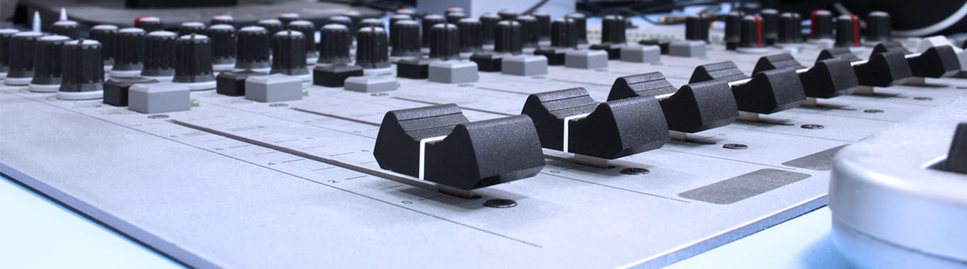 FM Centro Basavilbaso 105.1 radio logo