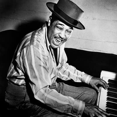 Exclusively Duke Ellington radio logo